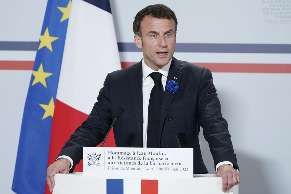 Commémorations du 8 Mai : la République est « nécessaire, vitale et juste », Emmanuel Macron a rendu hommage à Jean Moulin